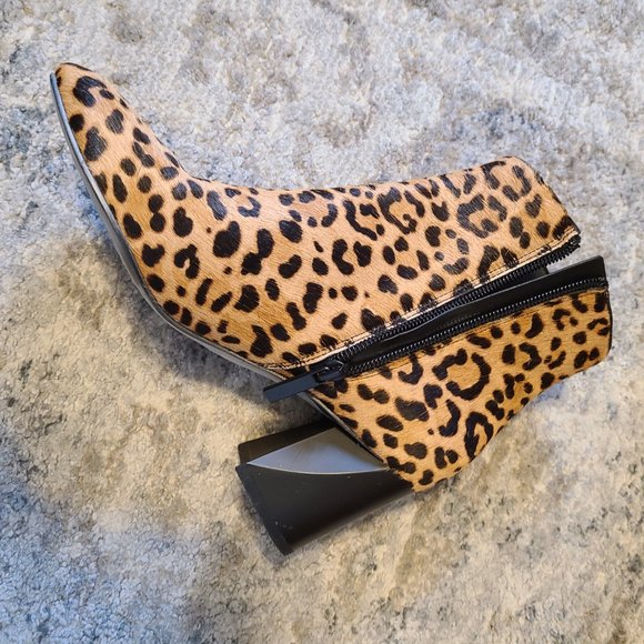 Kendall & Kylie leopard print boots - Picture 2 of 6